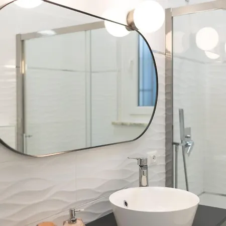 Apartamento Casa Beatrice Excellent Location Near The Polytechnic Turín